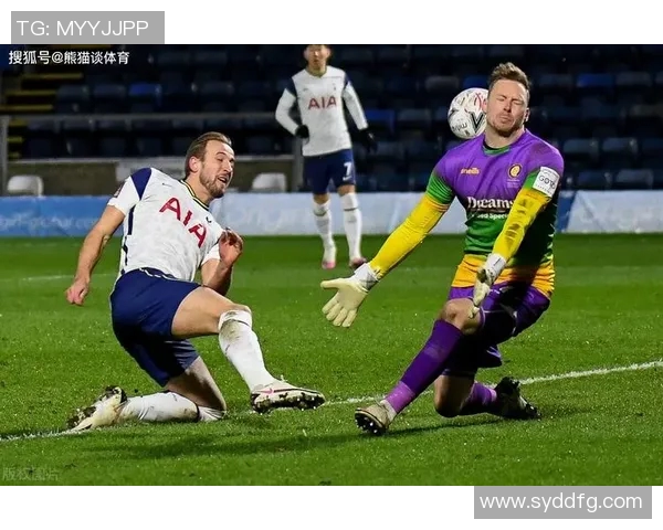 英超篮球评论西安篮球队防守反击的优缺点分析与战术探讨